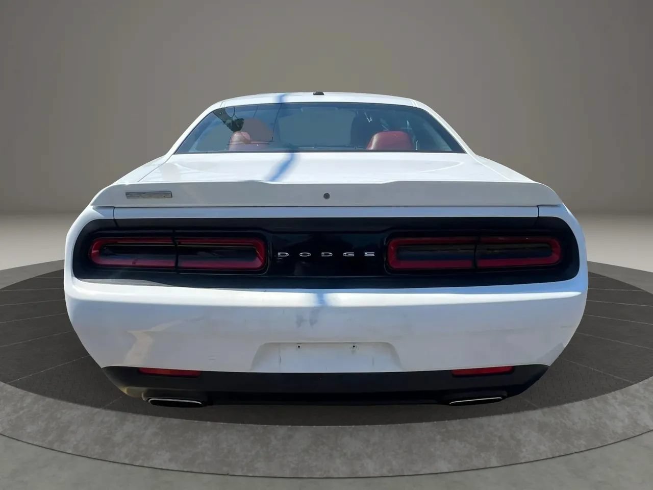 Used 2018 Dodge Challenger SXT RWD image 6