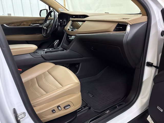 Used 2021 Cadillac XT5 Sportv w/ Platinum Package AWD/4WD image 27