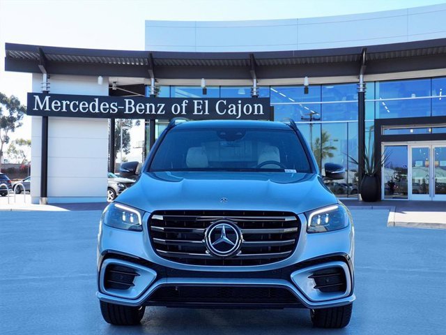 New 2026 Mercedes-Benz GLS 580 4MATIC image 2