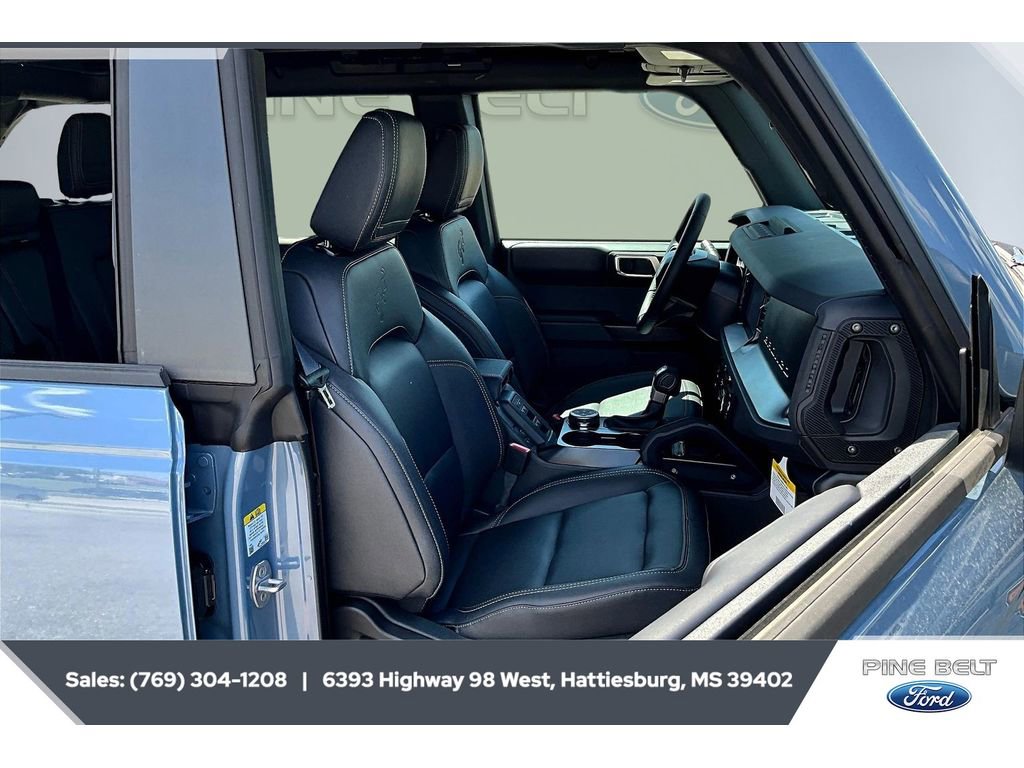 New 2025 Ford Bronco Badlands AWD/4WD image 4