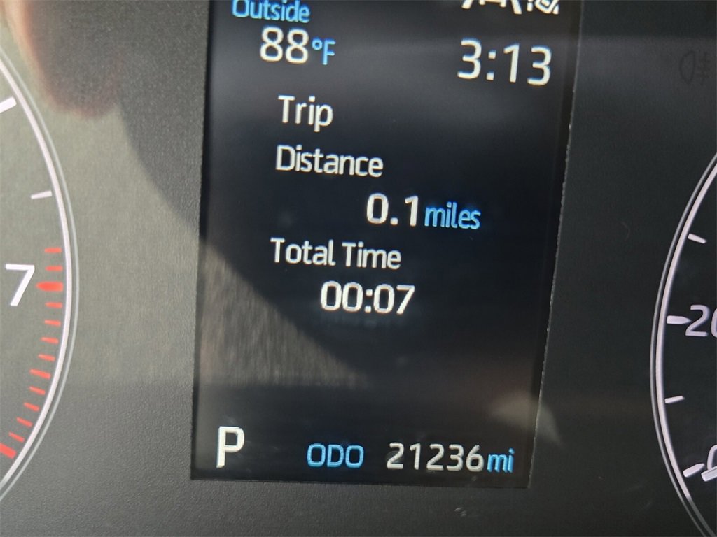 Used 2025 Toyota Corolla SE image 22