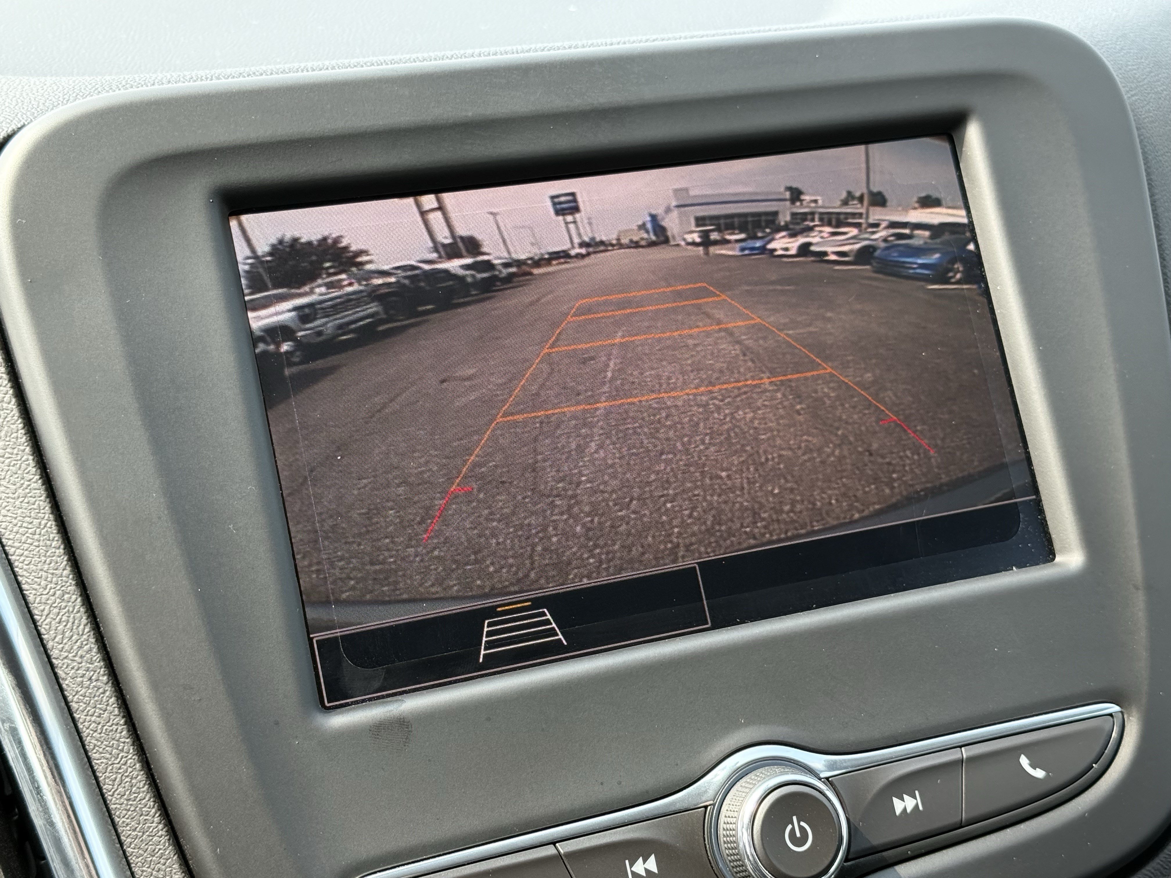 Used 2024 Chevrolet Equinox LT FWD image 23