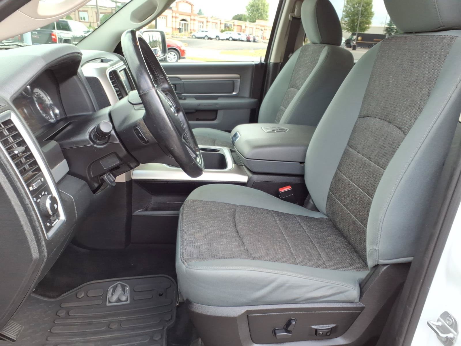 Used 2016 RAM 1500 Outdoorsman AWD/4WD image 6
