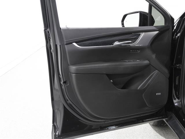 Certified 2023 Cadillac XT5 Premium Luxury image 4