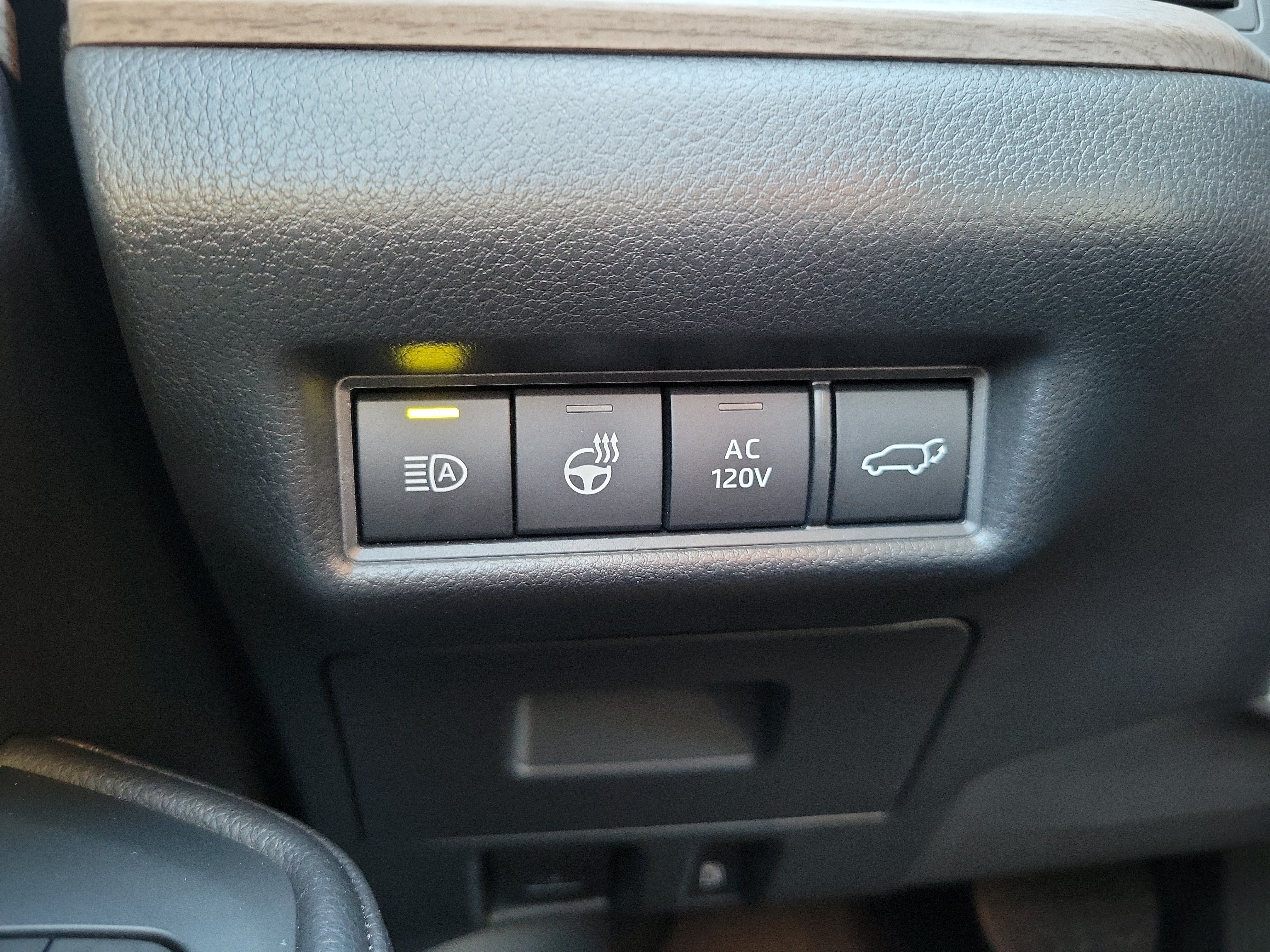 Used 2025 Toyota Grand Highlander AWD Hybrid image 24
