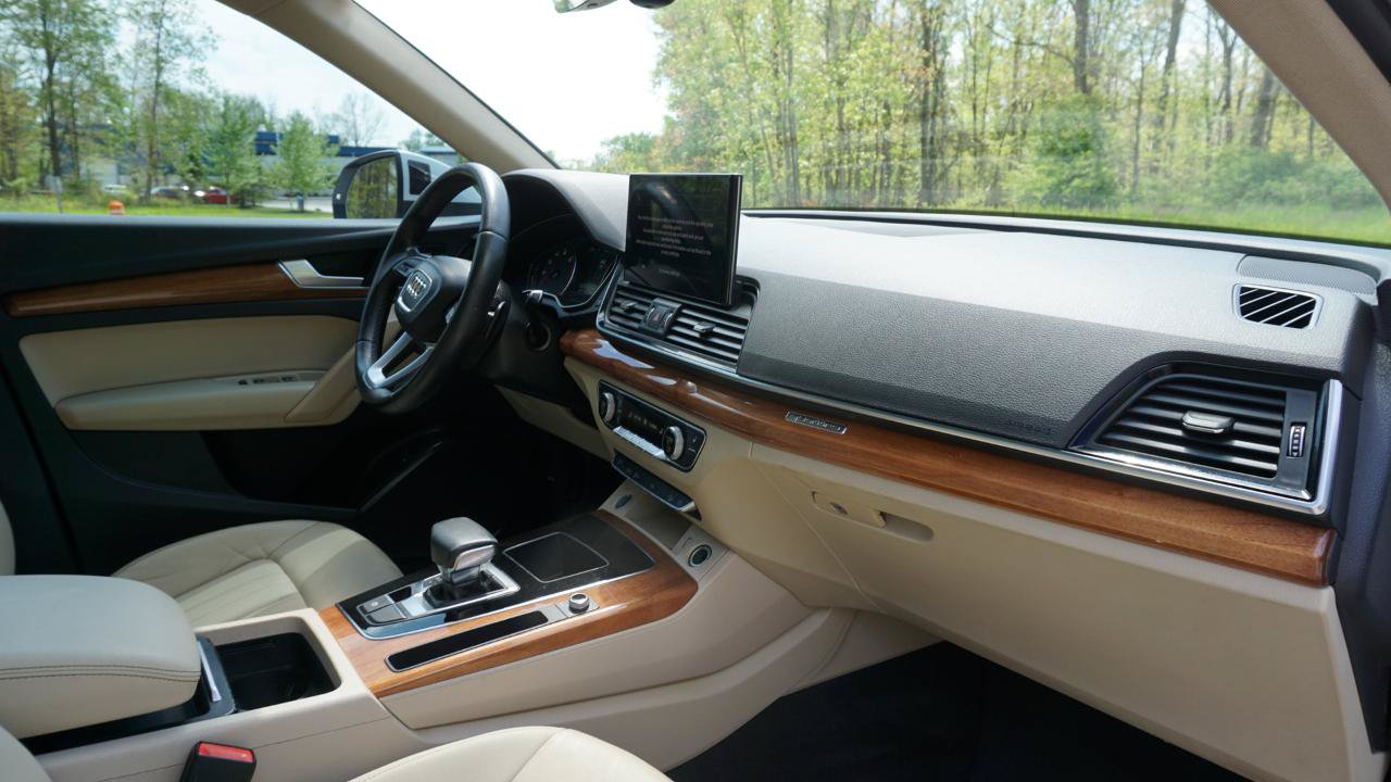 Used 2021 Audi Q5 2.0T Premium w/ Convenience Package AWD/4WD image 20