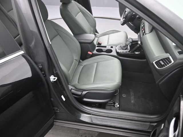 Used 2025 Kia Seltos SX w/ SX Sunroof Package image 19