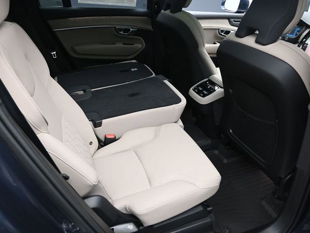Used 2026 Volvo XC90 B6 Plus w/ Protection Package Premier image 30