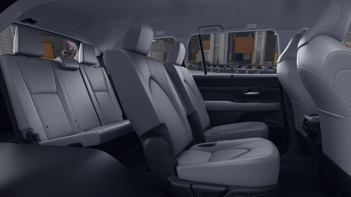 New 2026 Toyota Grand Highlander XLE FWD image 21