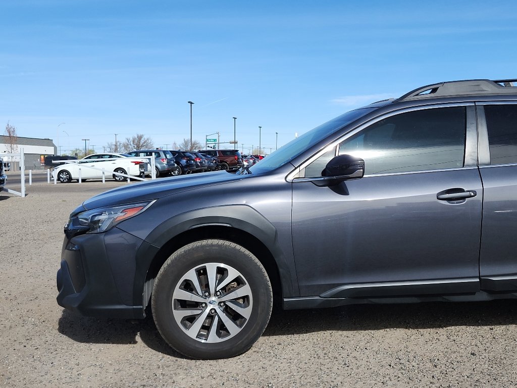 Used 2024 Subaru Outback Premium AWD/4WD image 10