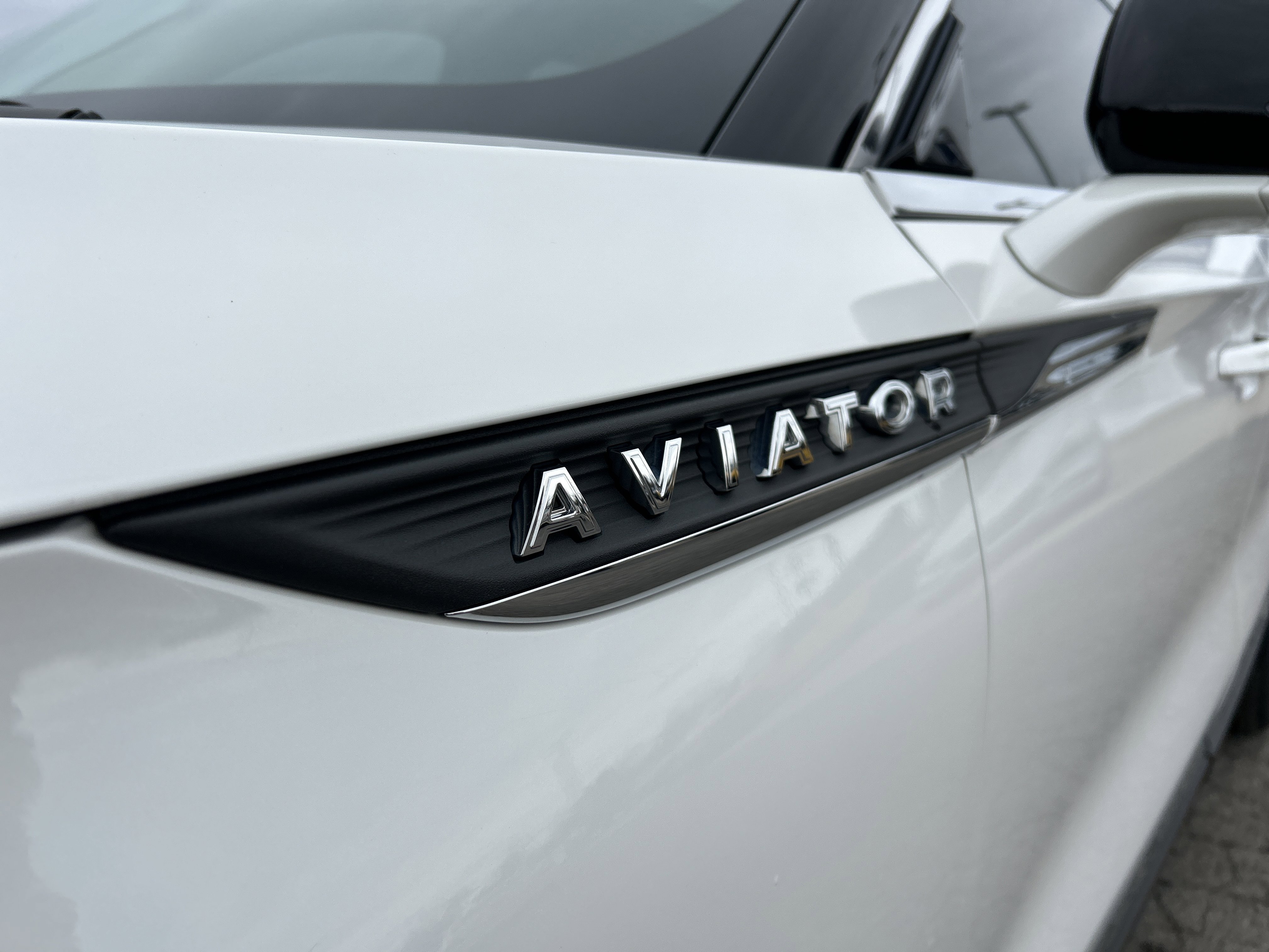 Used 2021 Lincoln Aviator Reserve w/ Equipment Group 201A image 29