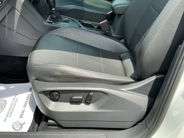 Used 2019 Volkswagen Tiguan SE w/ Panoramic Sunroof Package FWD image 14