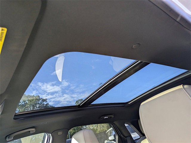 Used 2018 Cadillac XT5 Luxury w/ Driver Awareness Package image 21