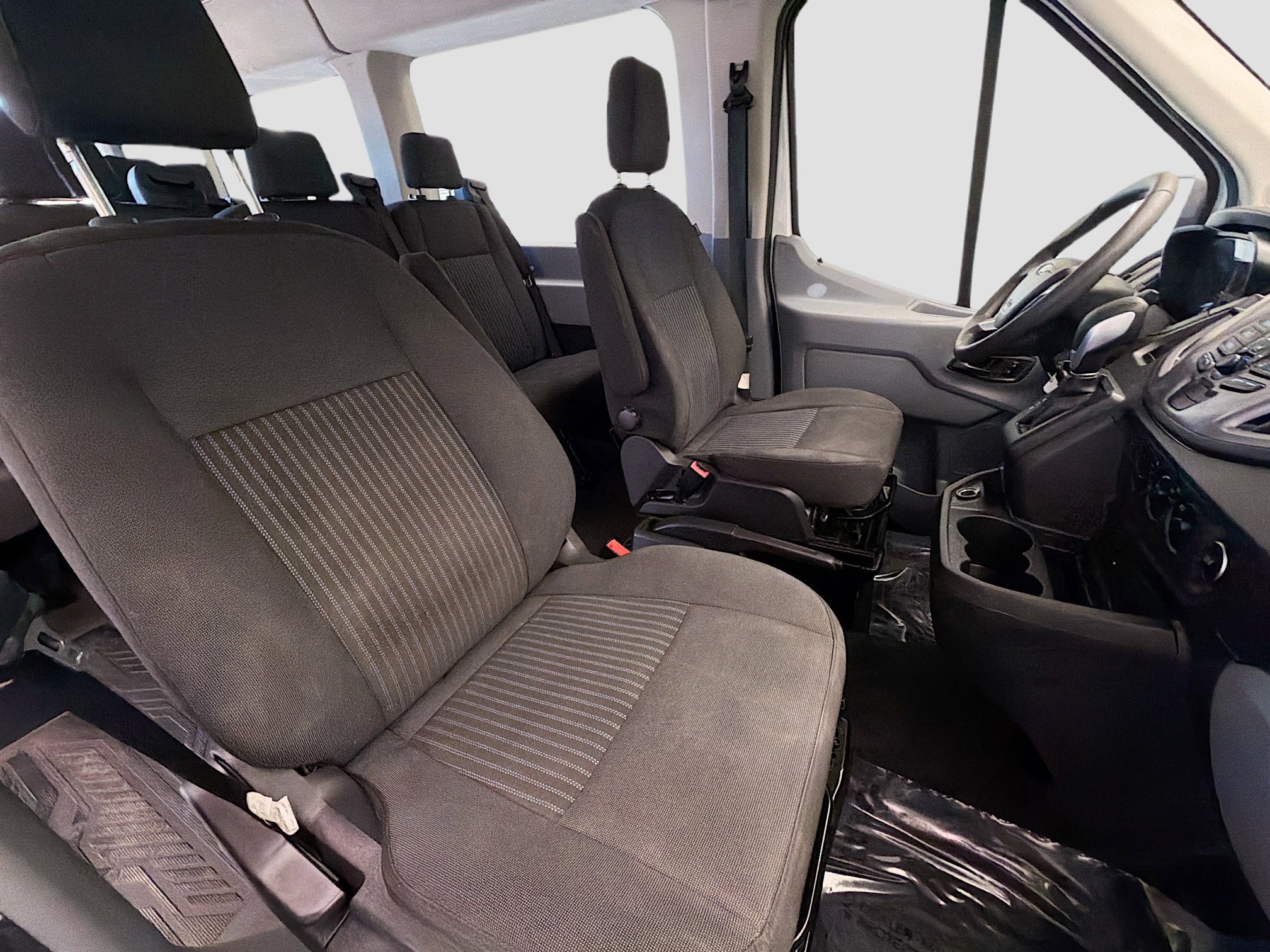 Used 2019 Ford Transit 350 XLT image 15