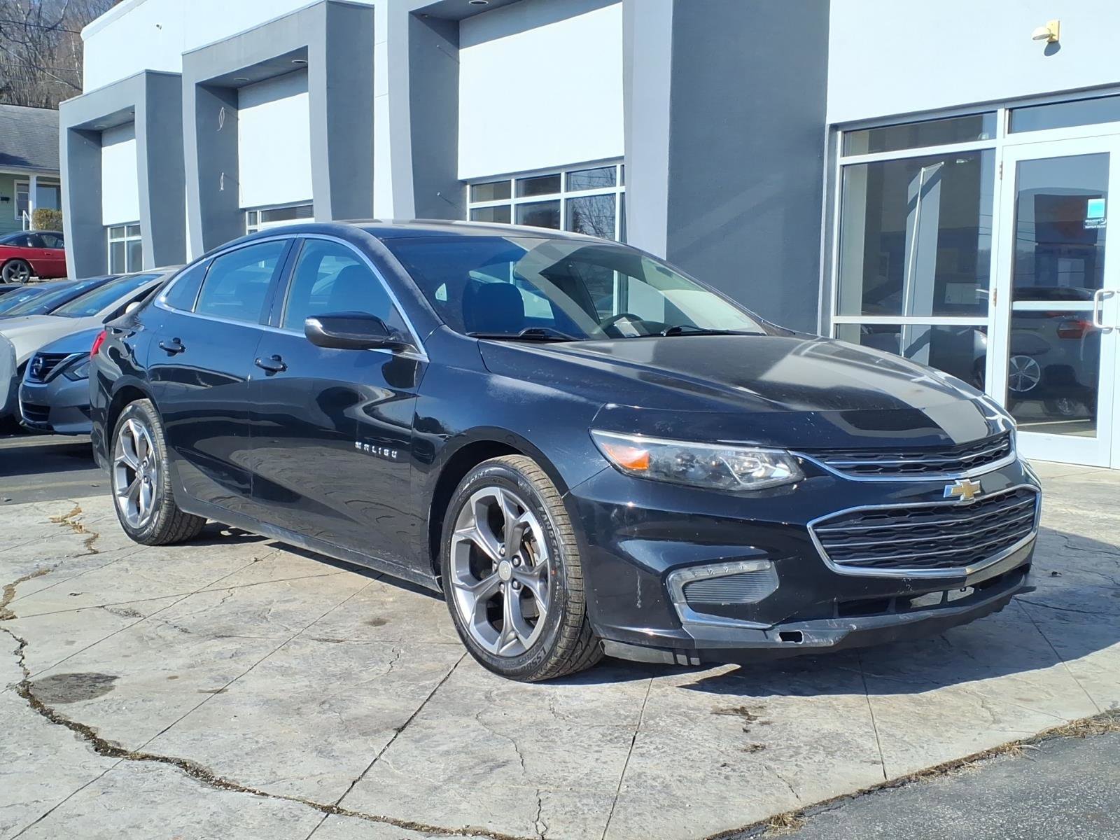 Used 2017 Chevrolet Malibu LT