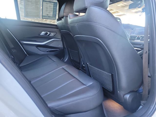 Used 2021 BMW 330e 330e iPerformance w/ M Sport Package image 25