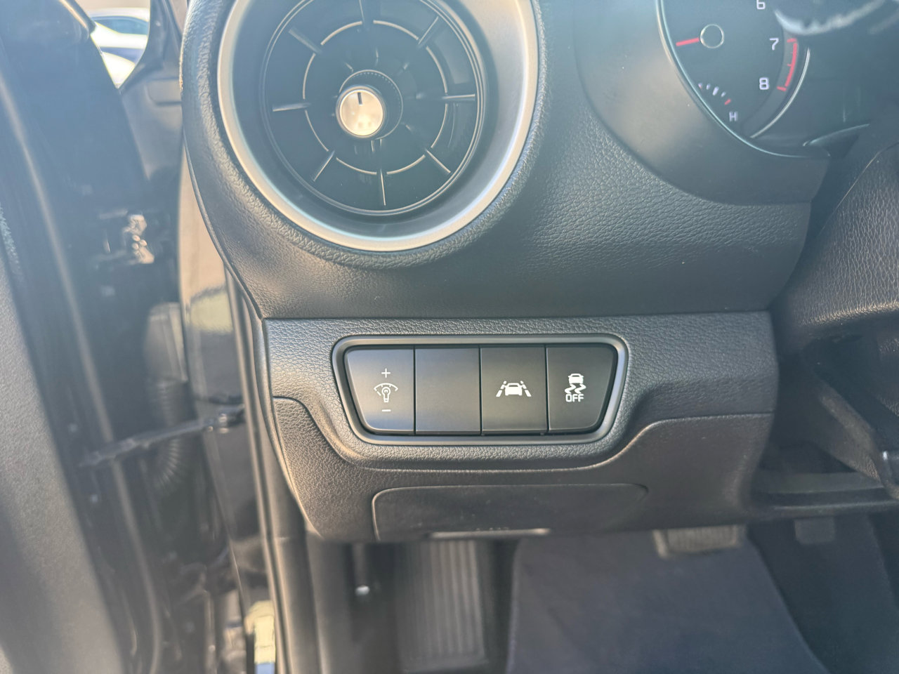 Used 2021 Kia Forte Sedan image 23