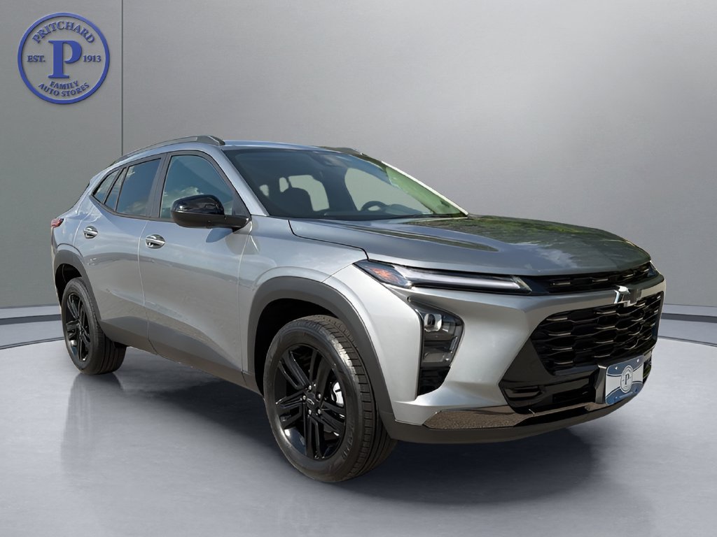 New 2026 Chevrolet Trax ACTIV w/ Driver Confidence Package FWD image 1