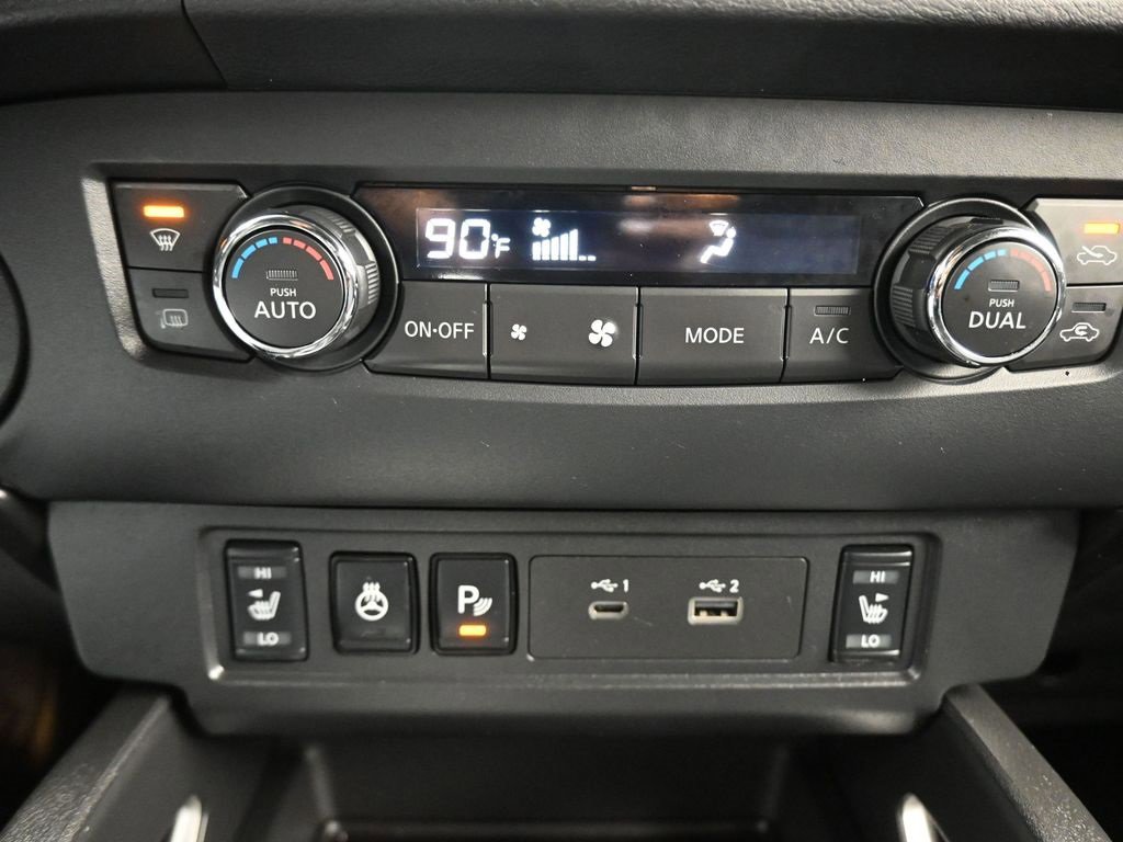 Used 2024 Nissan Frontier SV w/ SV Convenience Package image 19