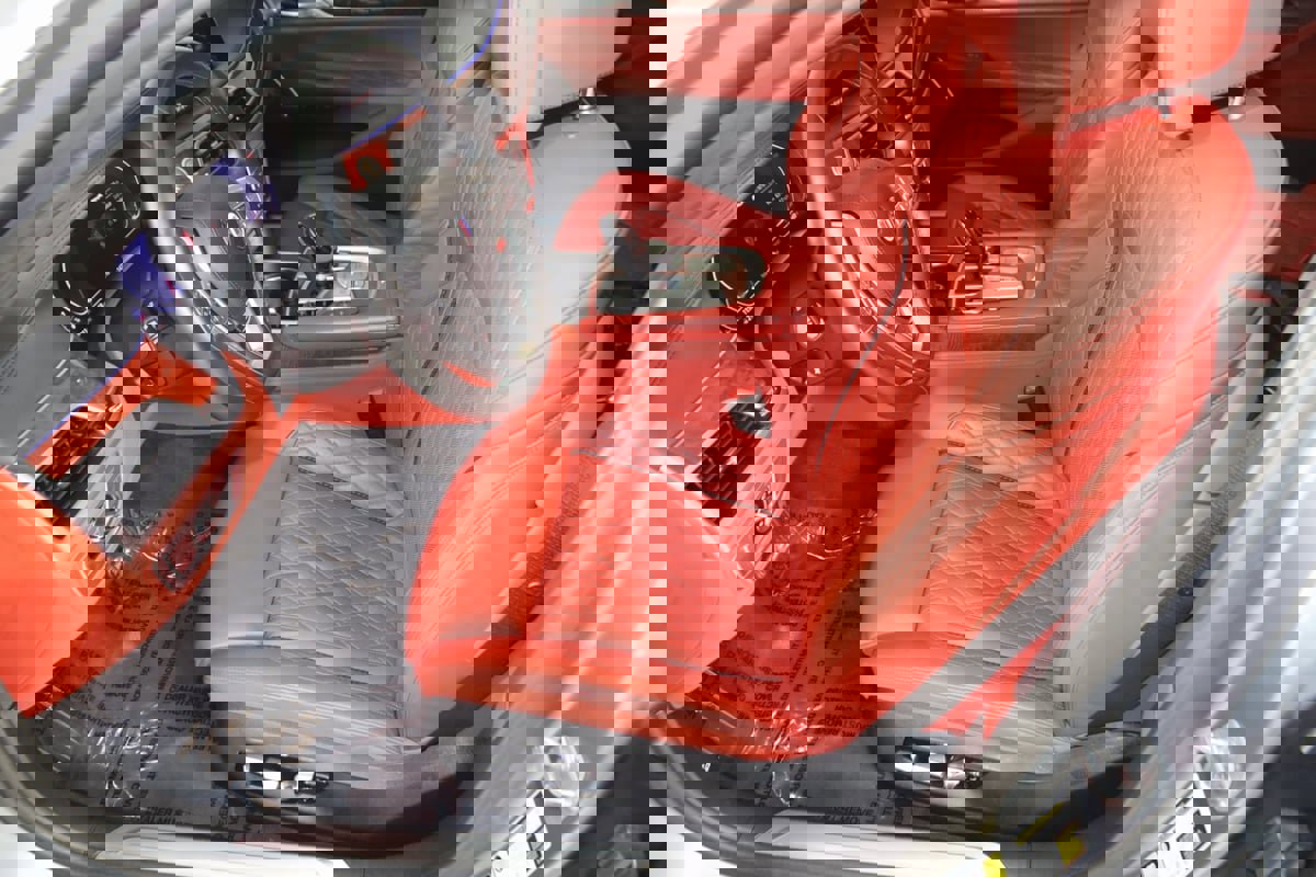 Used 2022 BMW ALPINA B7 xDrive w/ Luxury Rear Seating Package image 48