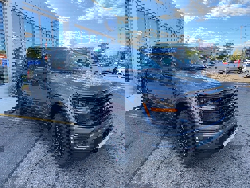 New 2025 Ford F150 XLT image 4