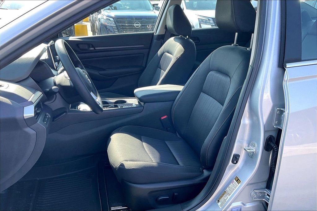 New 2026 Nissan Altima 2.5 SV AWD/4WD image 13