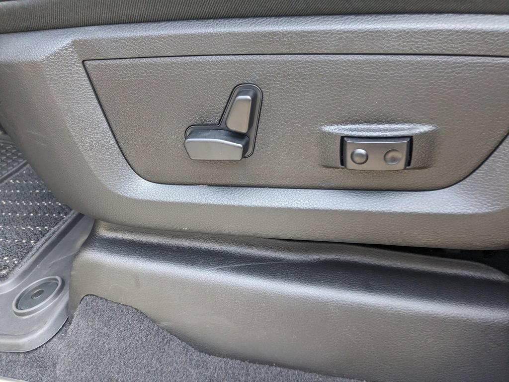 New 2025 RAM 2500 Limited AWD/4WD image 22