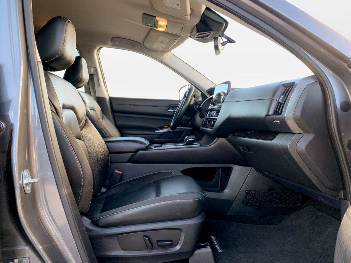 Used 2022 Nissan Pathfinder SL w/ Lighting Package (N92) AWD/4WD image 20