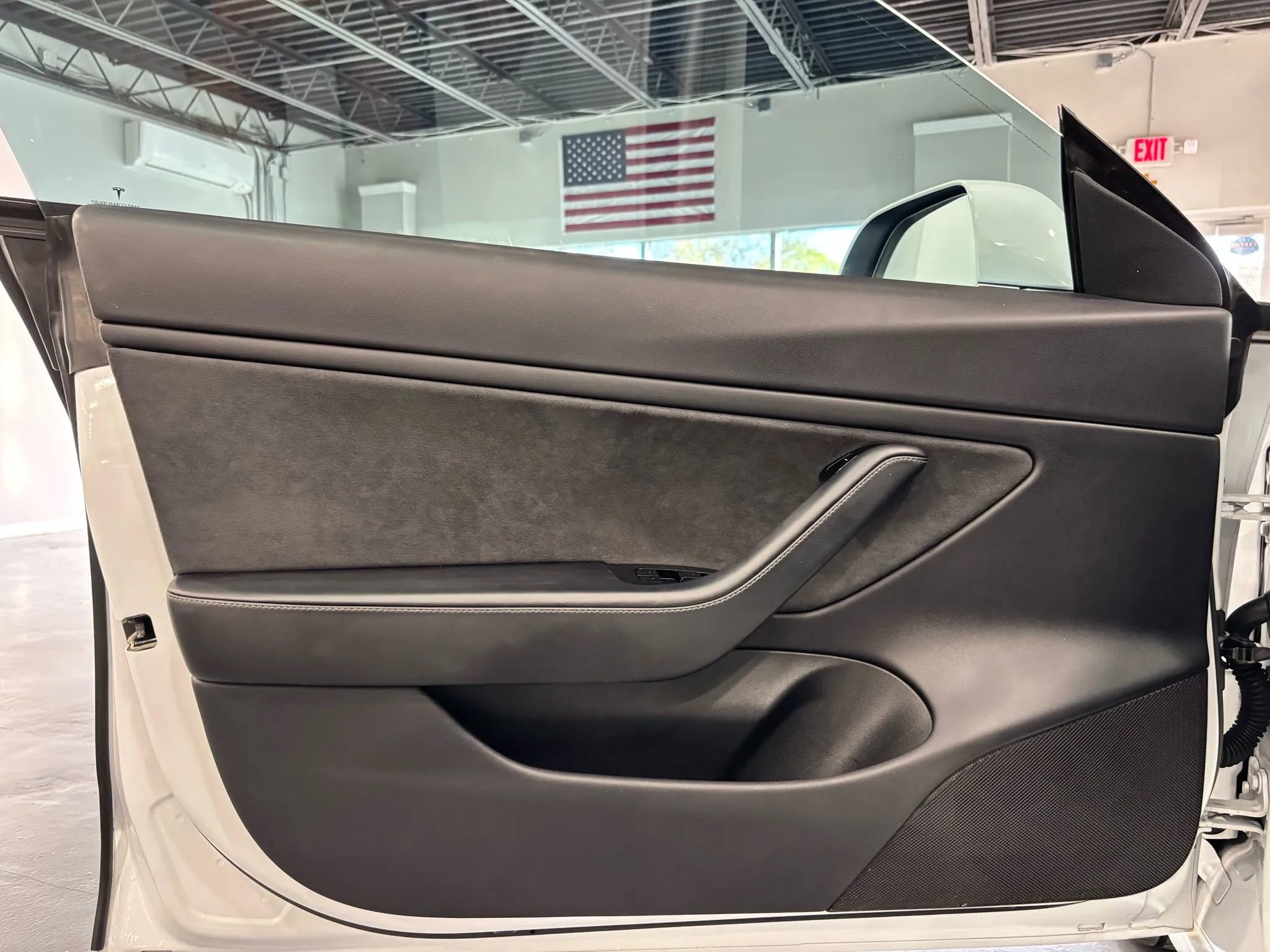 Used 2018 Tesla Model 3 Long Range image 35