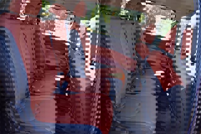 New 2026 Kia Carnival EX image 14