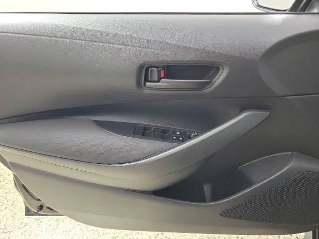 Used 2026 Toyota Corolla LE FWD image 21