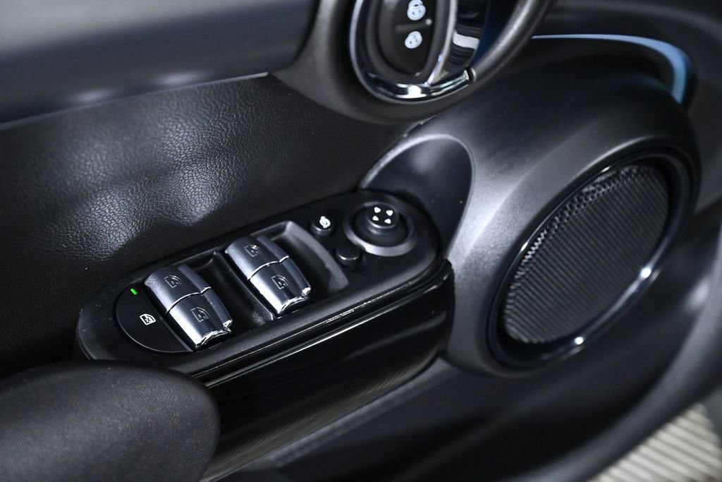 Certified 2024 MINI Cooper S image 20