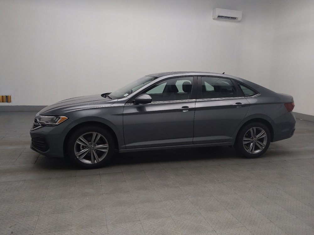 Used 2022 Volkswagen Jetta SE FWD image 2