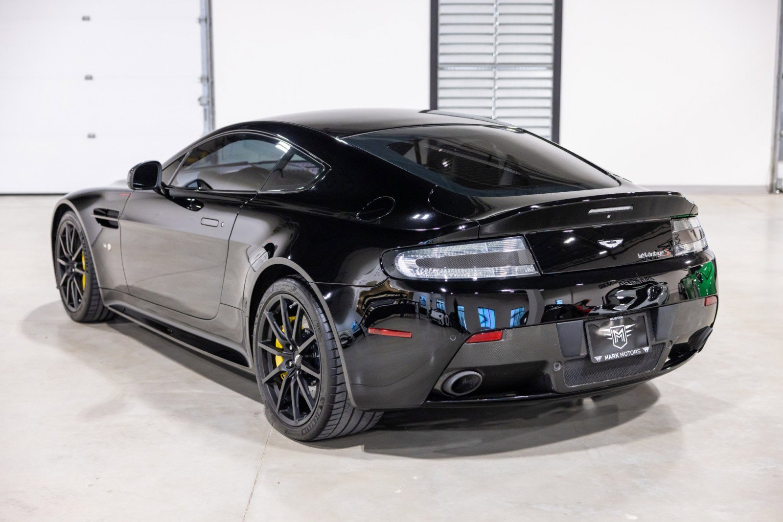 Used 2016 Aston Martin V12 Vantage S image 7