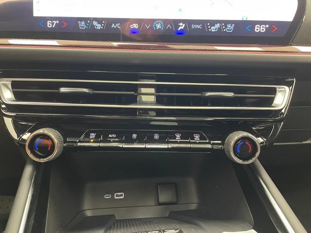 New 2026 Chevrolet Traverse RS AWD/4WD image 5