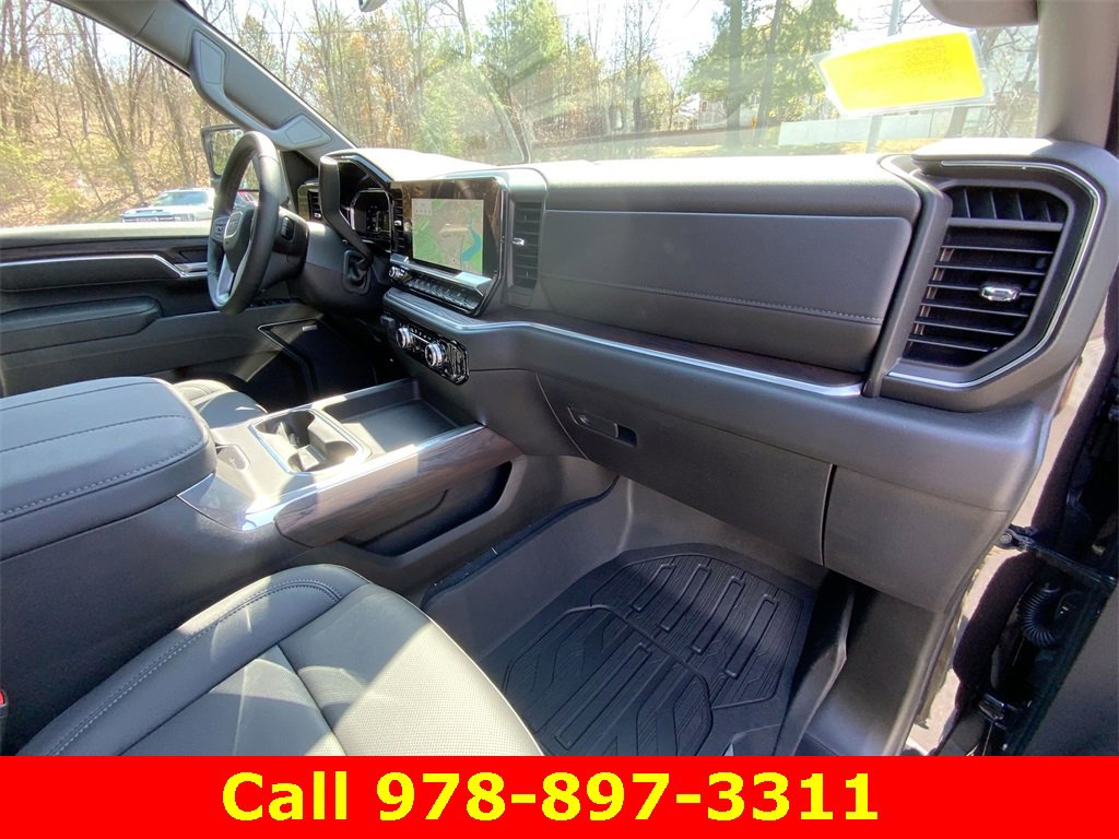 New 2025 GMC Sierra 2500 SLT w/ SLT Premium Package image 30