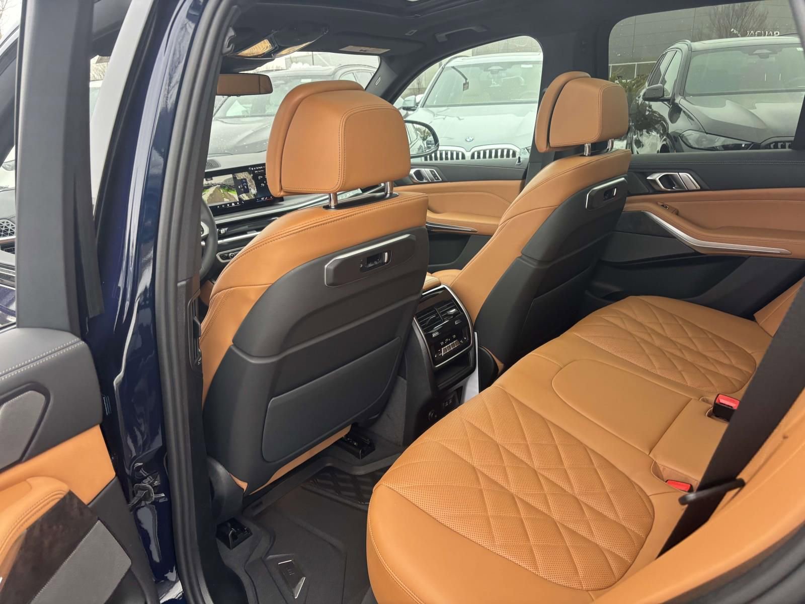 New 2026 BMW X5 xDrive40i w/ M Sport Package AWD/4WD image 27