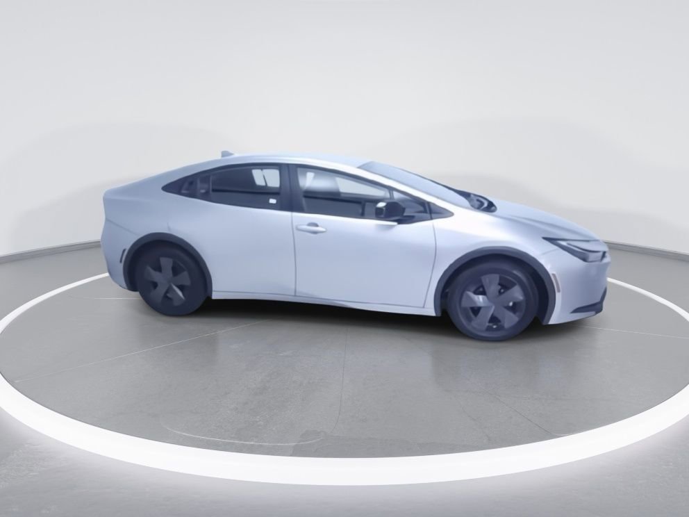 Used 2023 Toyota Prius LE FWD image 9