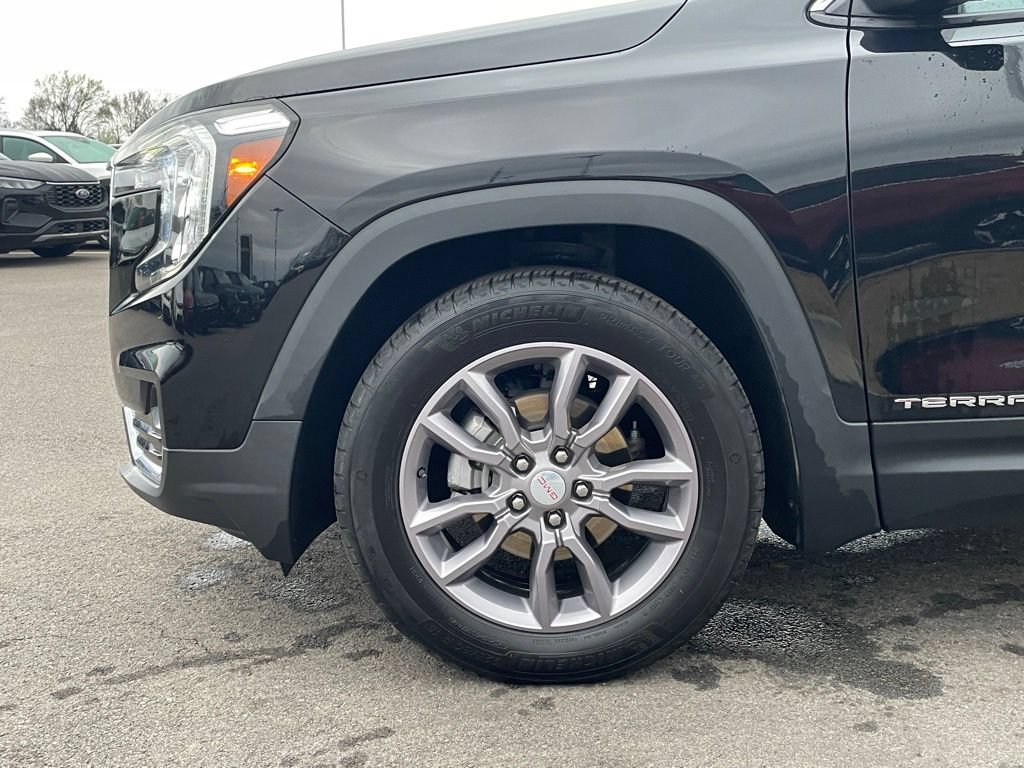 Used 2023 GMC Terrain SLT FWD image 30