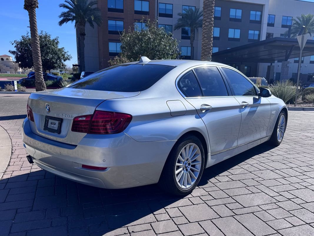 Used 2015 BMW 528i image 3