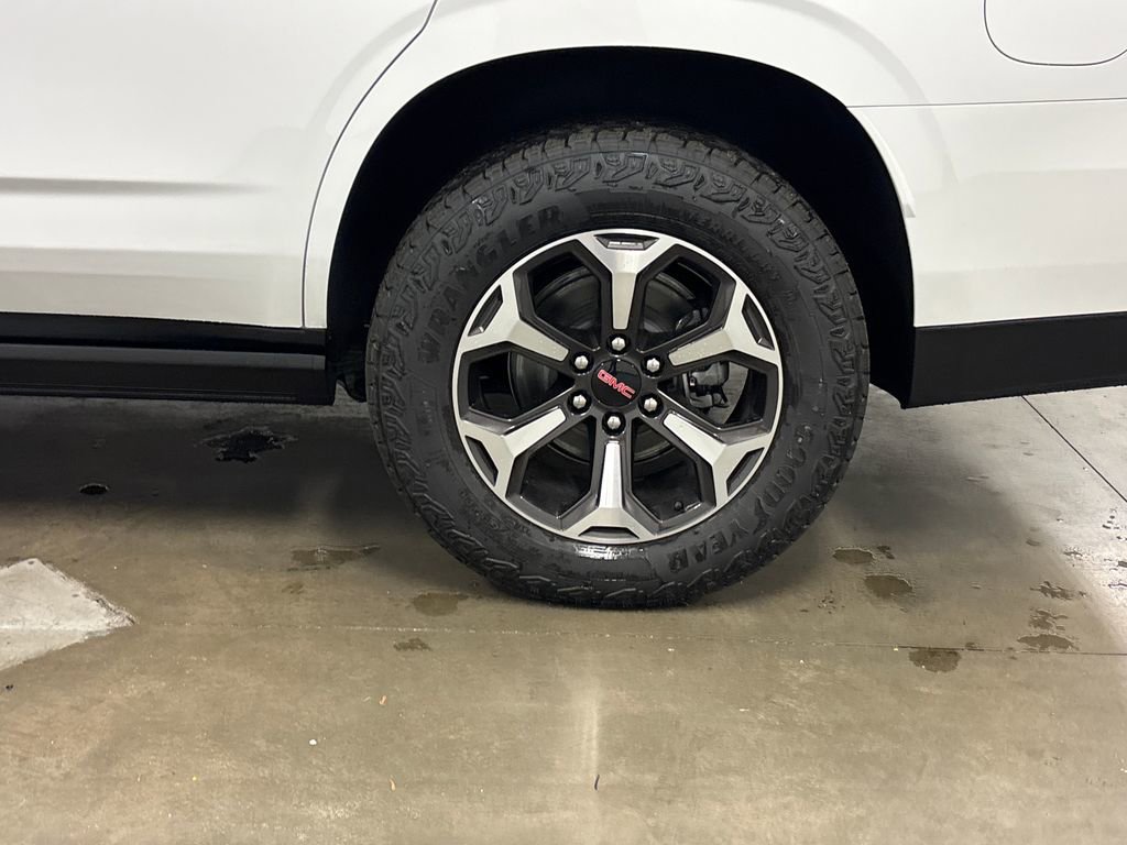 New 2026 GMC Yukon AT4 Ultimate image 13