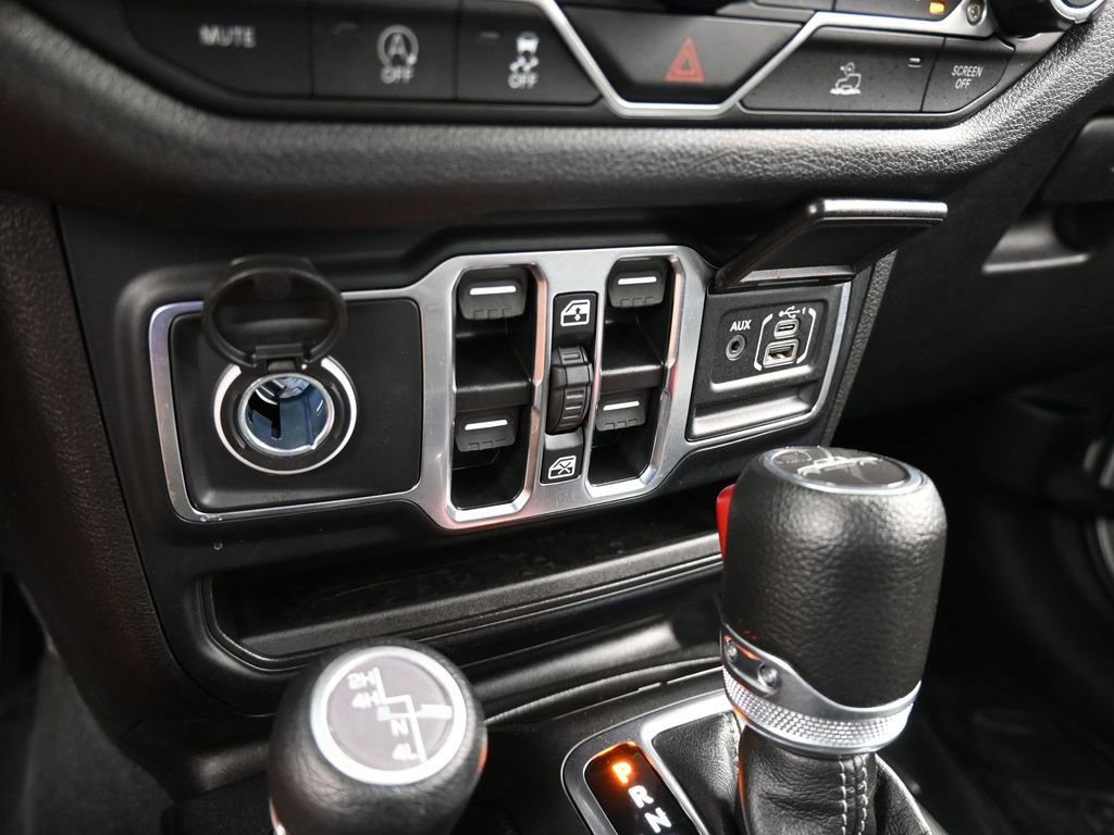 Used 2024 Jeep Gladiator Sport image 22