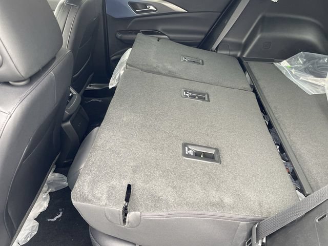 New 2026 Chevrolet Equinox EV LT AWD/4WD image 24