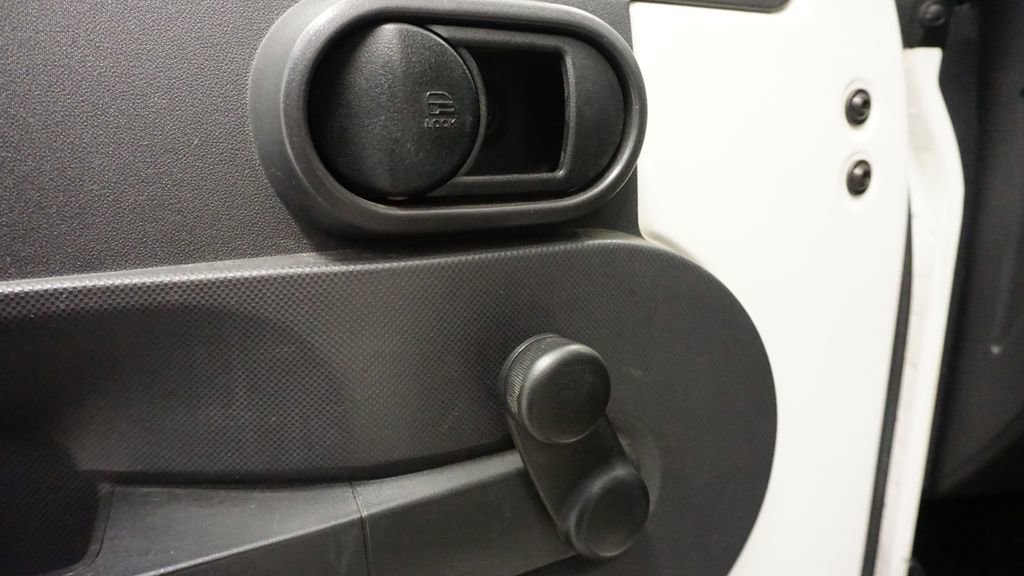 Used 2009 Jeep Wrangler X image 19