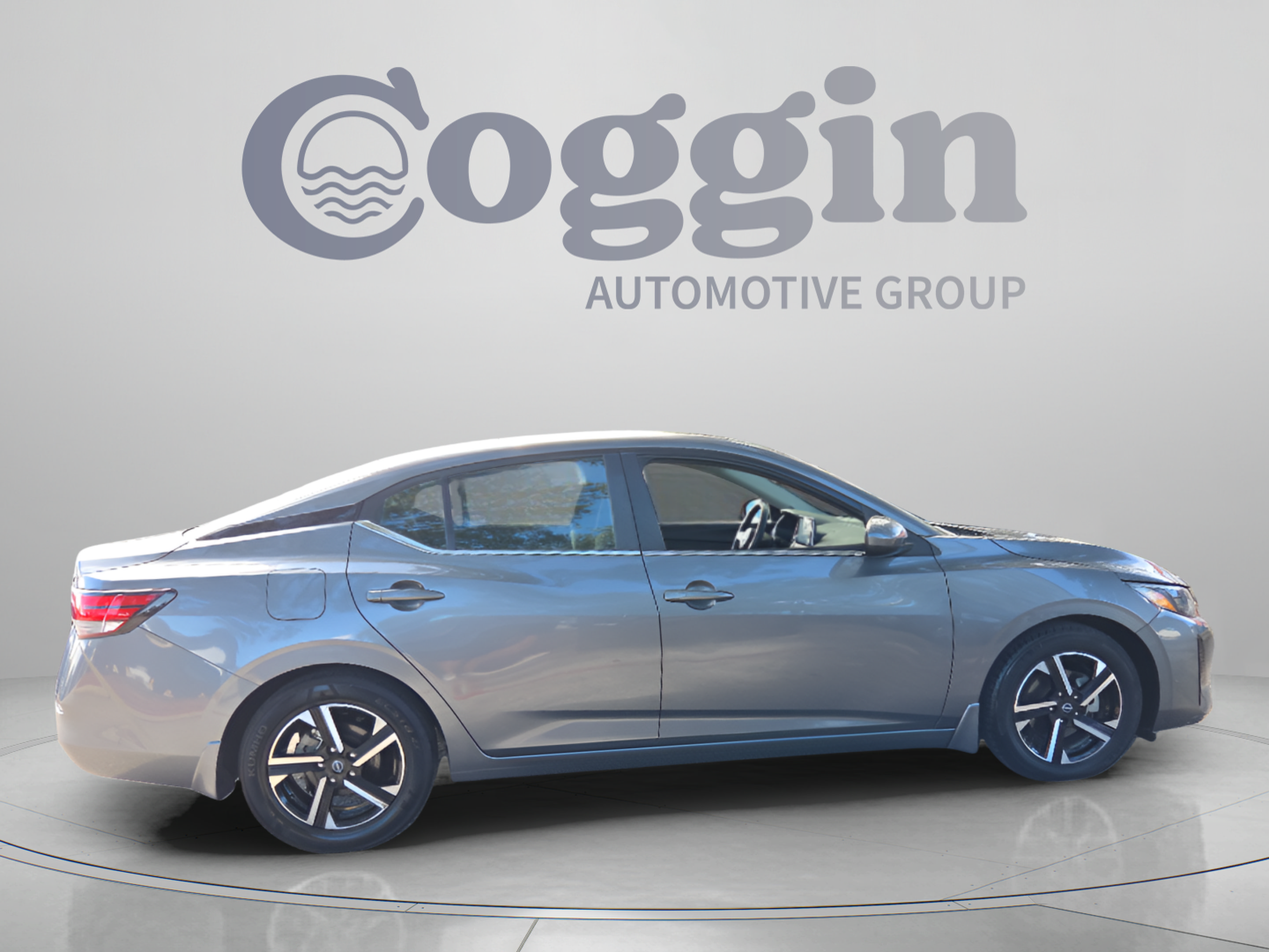 Used 2024 Nissan Sentra SV FWD image 6