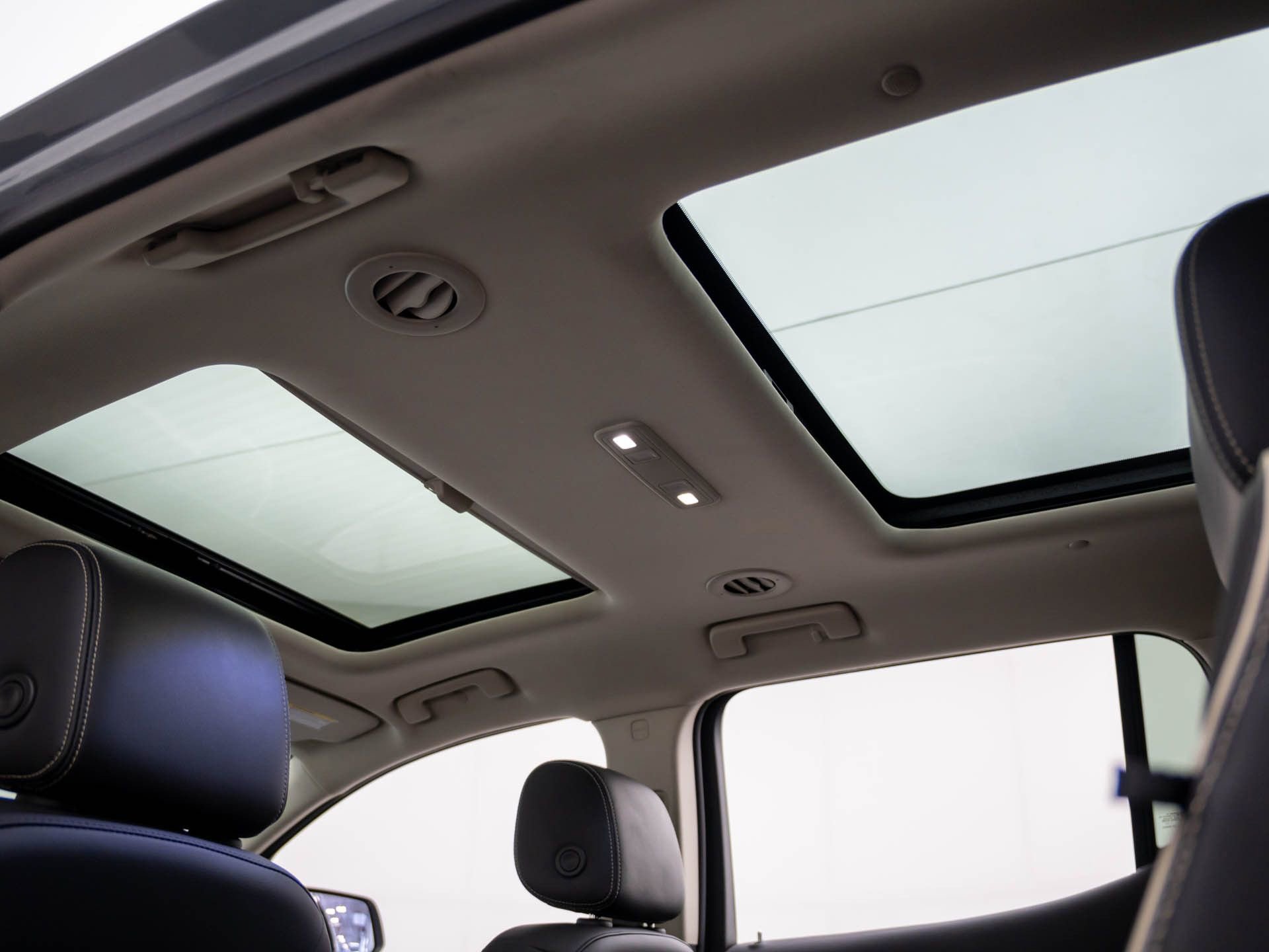 Used 2023 GMC Acadia Denali w/ Denali Ultimate Package image 22