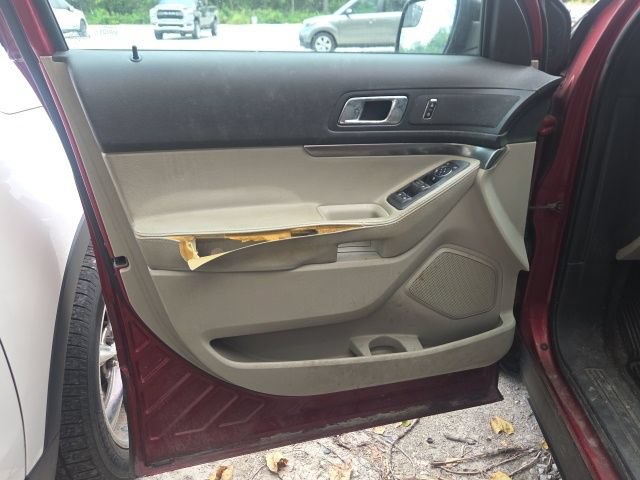 Used 2013 Ford Explorer FWD image 12