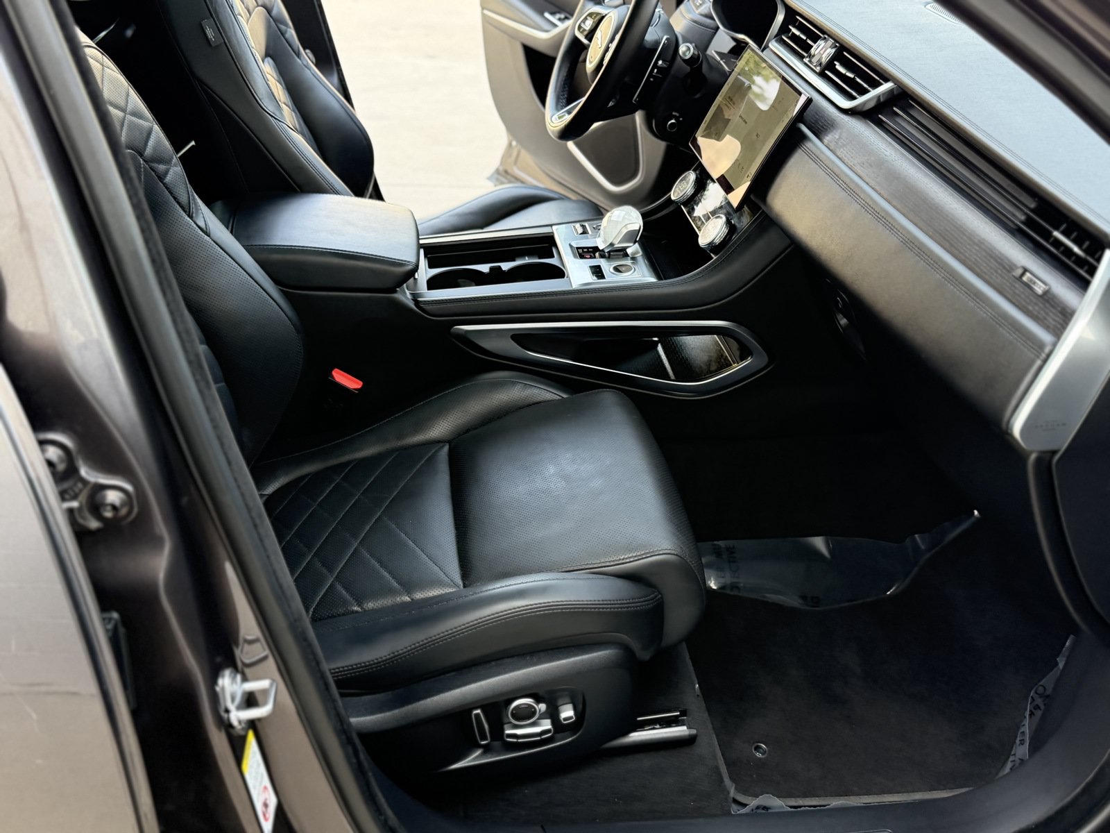 Used 2021 Jaguar F-PACE S AWD/4WD image 33