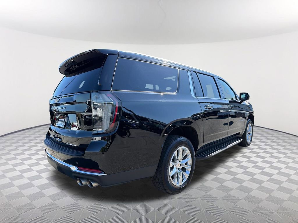 Used 2025 Chevrolet Suburban Premier w/ Sun And Tow Package RWD image 5