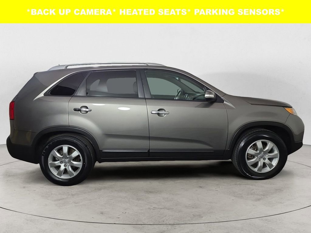Used 2013 Kia Sorento LX w/ Convenience Pkg image 6